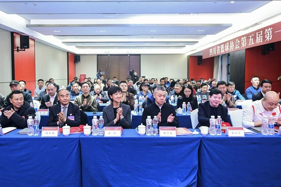 制定篮球交流计划以促进个人技能发展的方法_1